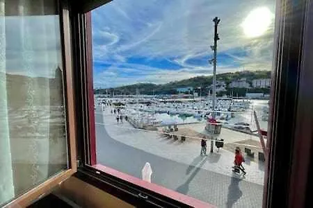 Kai Etxea El Mismo Puerto De Apartment Bermeo