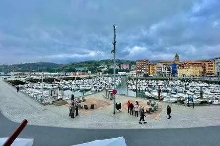 Lejlighed Kai Etxea , El Mismo Puerto De *